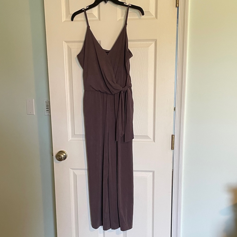 Banana republic Sleeveless Wrap wide leg jumpsuit small soft Dusty purple brown